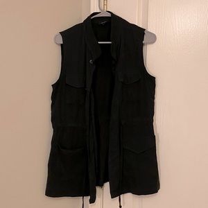 Black Anorak Utility Vest